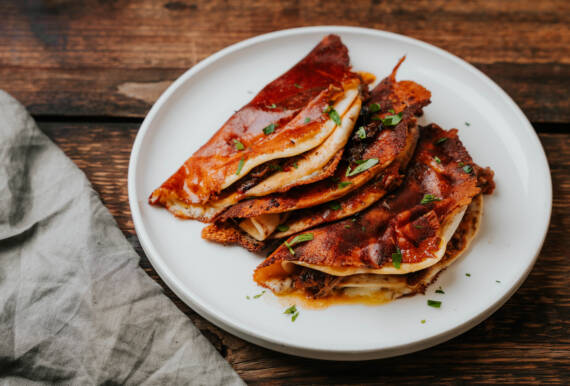 KNAR Restaurant & Pizza