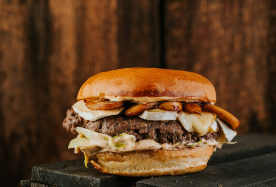 KNAR Restaurant & Pizza