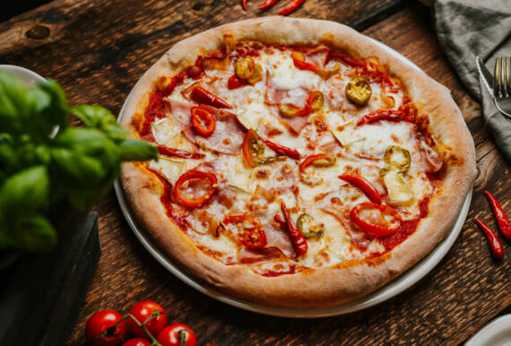 KNAR Restaurant & Pizza