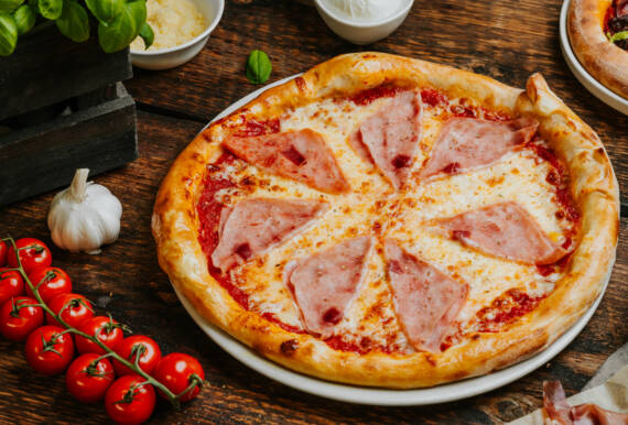 KNAR Restaurant & Pizza